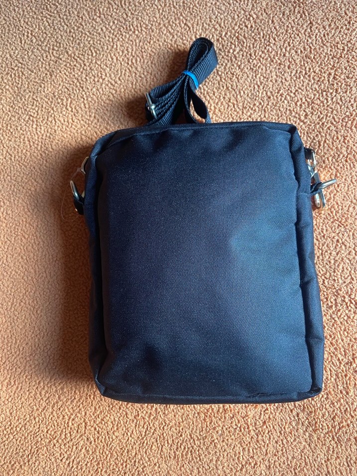 Siyah Crossbody Çanta - Görsel 3