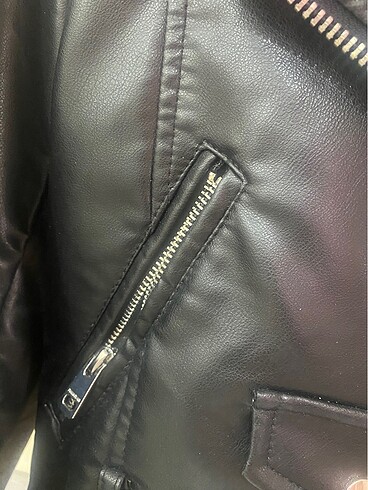 xs Beden siyah Renk Pull bear biker deri ceket siyah