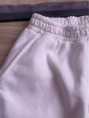 Lastikli beyaz eşofman - Görsel 5