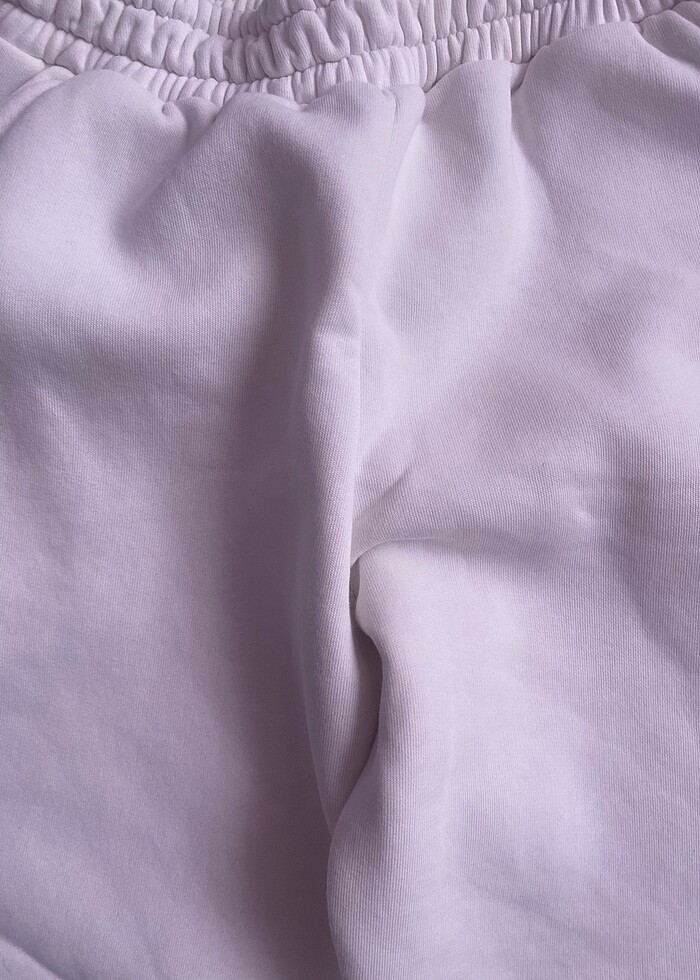 Lastikli beyaz eşofman - Görsel 2