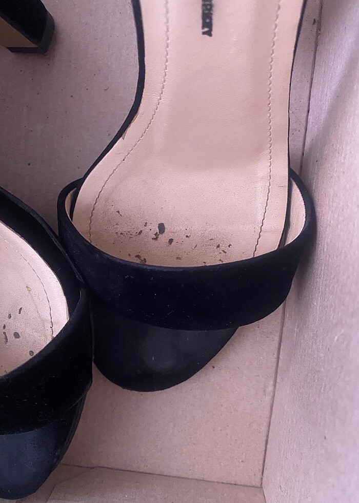 Kadın siyah bantlı süet ayakkabı önü açık topuklu - Görsel 5