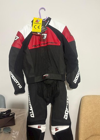 Standart Beden Beden kırmızı Renk motorcu kıyafeti