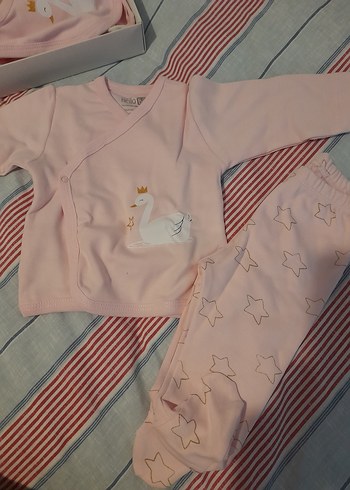 Pembe Nakışlı Bebek Kız Takımı 10parca