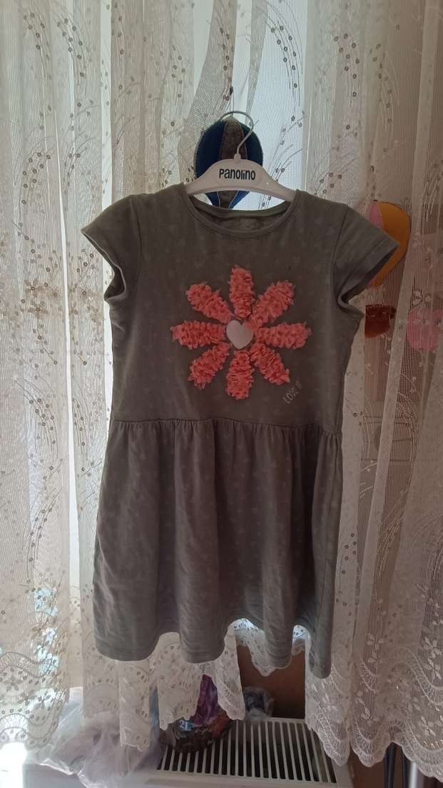 Kız Çocuk Gri Nakışlı Fırfırlı Elbise - Görsel 4