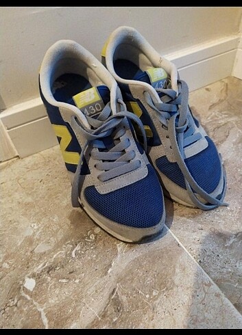 New Balance 430