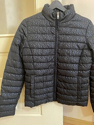 Guess Guess Mont xs/34