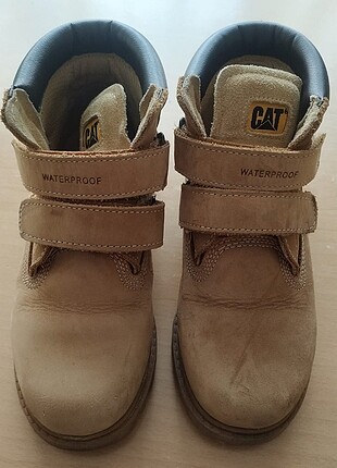 Cat çocuk botu