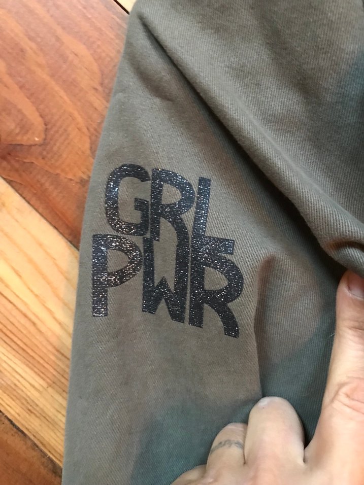 Düğmeli Gri Street Wear Kadın Mont - Görsel 4