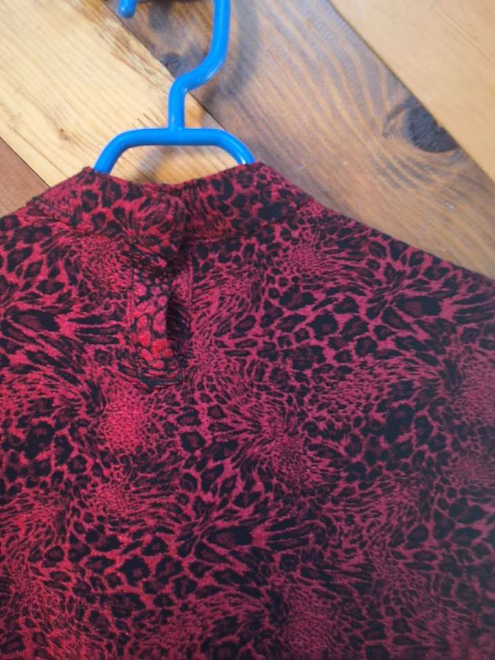 Bordo Bağlama Desenli Çin Yaka Elbise - Görsel 4