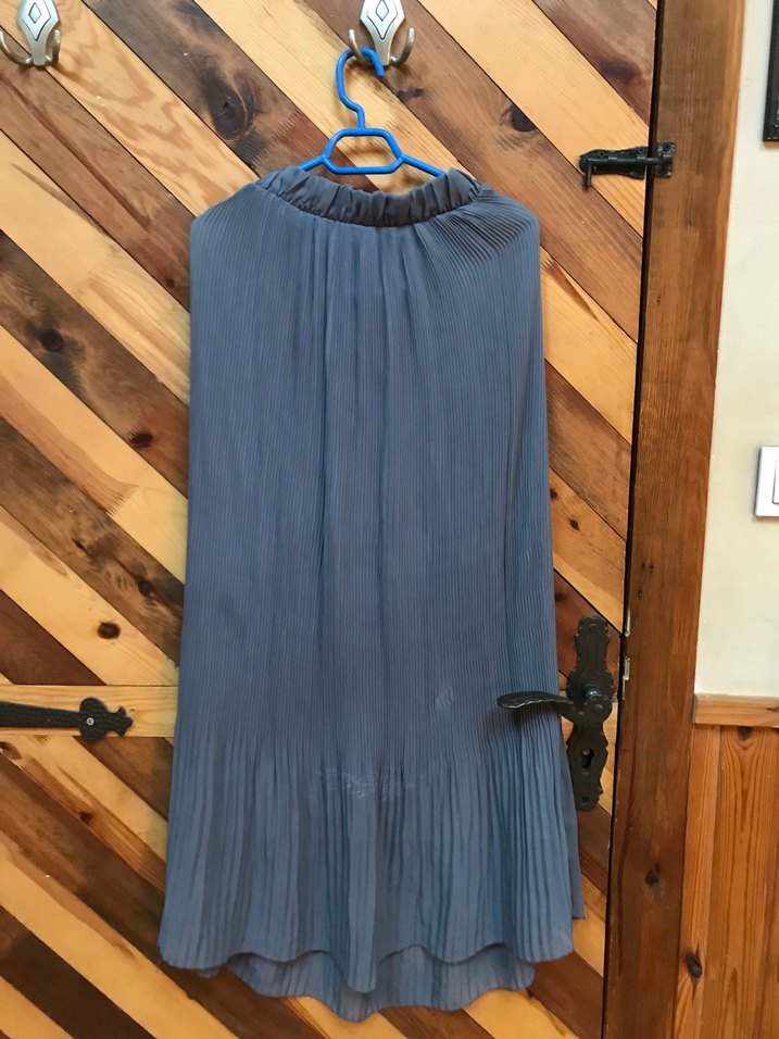 Mavi Bağcıklı Uzun Pilili Kadın Etek - Görsel 3