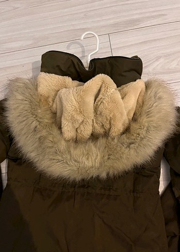 Yeşil Kürklü Midi Kadın Ceket - Görsel 3