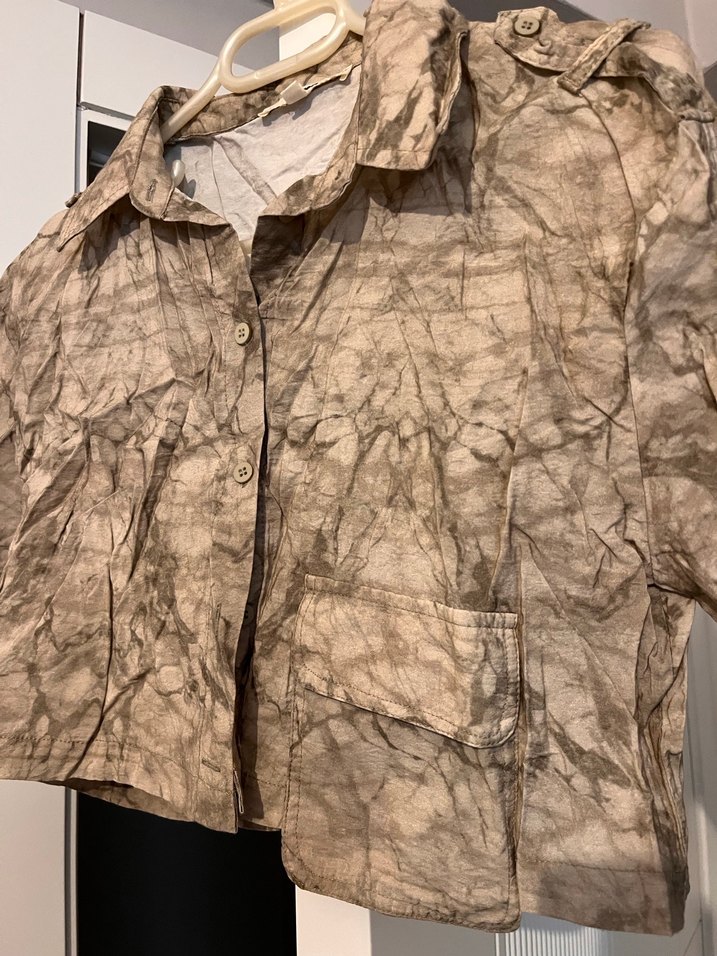 Düğmeli Kısa Gömlek - Görsel 2