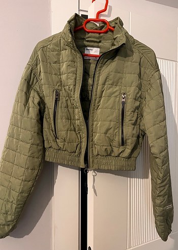 Yeşil Kısa Fermuarlı Kadın Mont - Görsel 3