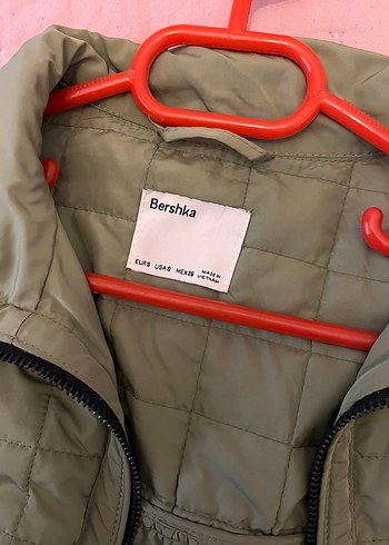 Yeşil Kısa Fermuarlı Kadın Mont - Görsel 4