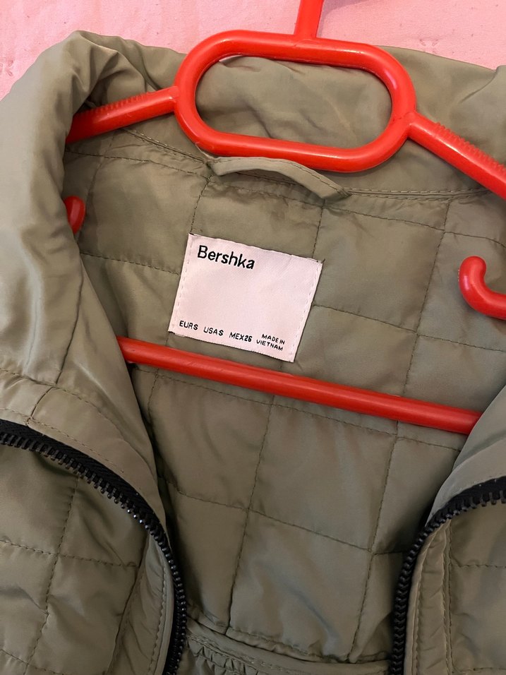 Yeşil Kısa Fermuarlı Kadın Mont - Görsel 4