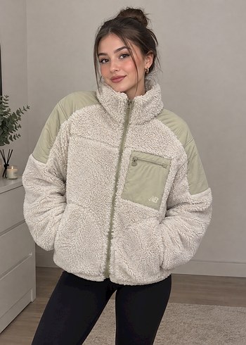 Bershka Ekru Adacayi Yesili Pelus Ceket