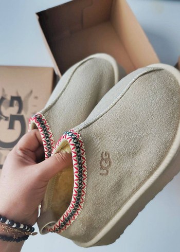 Bej Süet Kadın Terlikler UGG