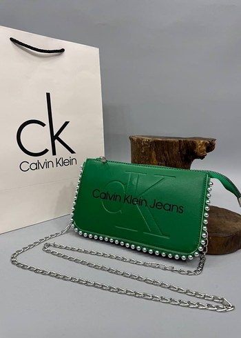Diğer Zincir Detaylı Siyah Calvin Klein Deri Çanta