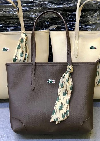  Beden Lacoste Mavi Kadın Fermuarlı Çanta