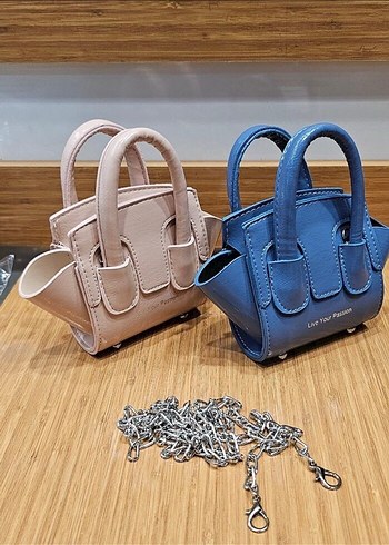 Beden Parlak Zincir Detaylı Metal Kadın Çanta