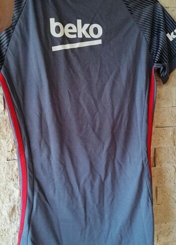 Adidas BJK forması 