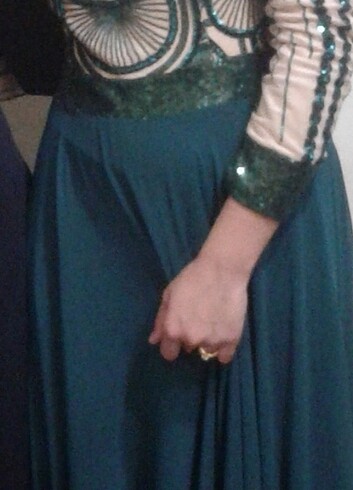 Nişan elbisesi 