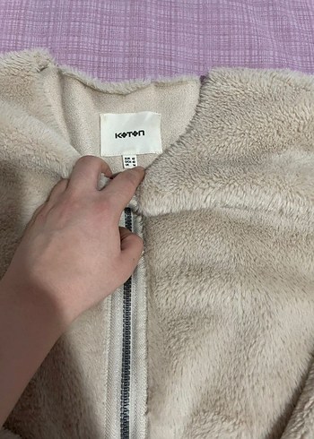 42 Beden ten rengi Renk Bej Kadın Midi Peluş Kaban