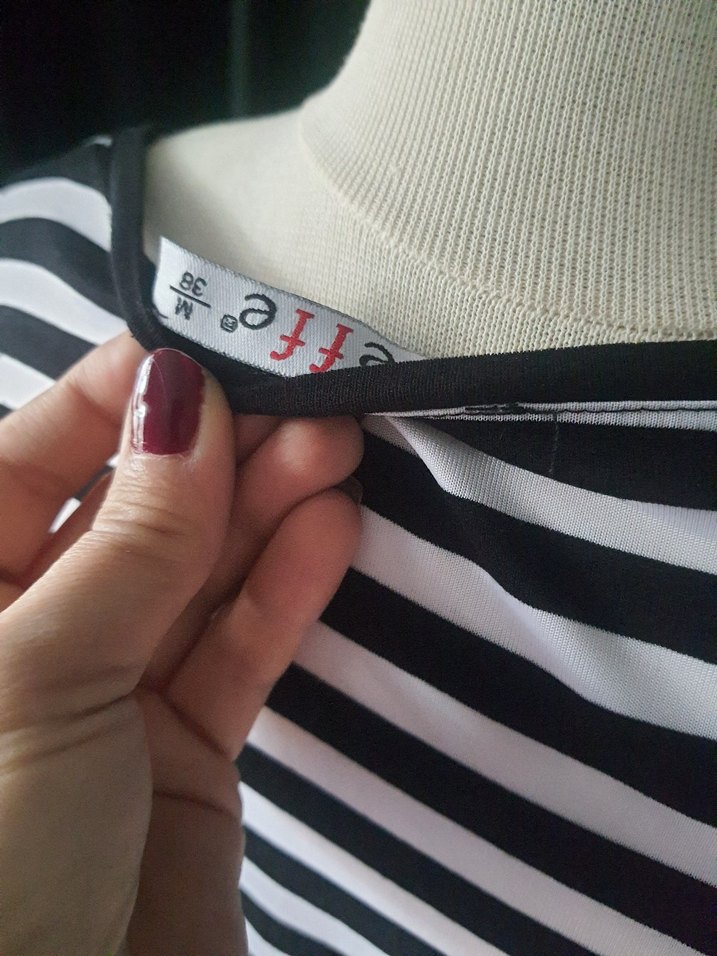 Siyah Beyaz Çizgili Kısa Kollu Mini Elbise - Görsel 5