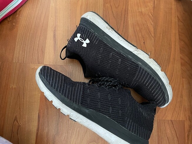 Under armour koşu ayakkabısı