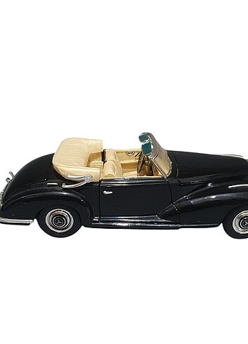 Vintage 1/18 Maisto Mercedes 300 S 1955