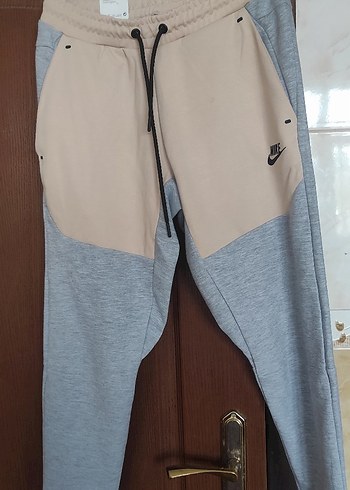 Nike Gri ve Bej Erkek Rahat Eşofman Altı - Görsel 2