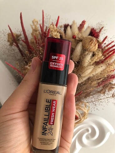 Loreal Paris fondöten 125 numara natural rose