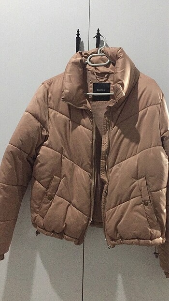 bershka mont