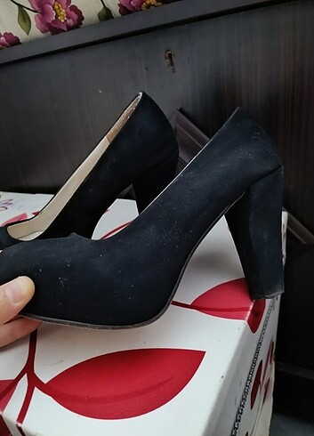 Siyah bir kez giyildi - Görsel 4