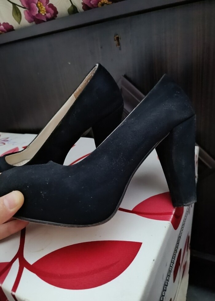 Siyah bir kez giyildi - Görsel 4