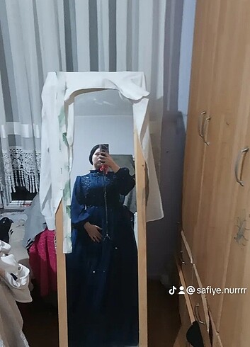 Nişan elbisesi