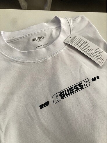 Guess Guess Tshirt
