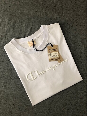 Champion Tshirt