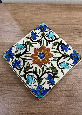 Beden Kütahya çini karo