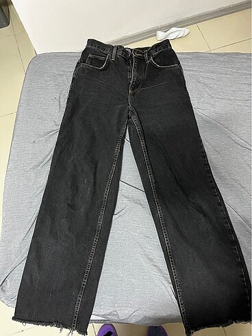 Urban Outfitters Boyfriend Jean
