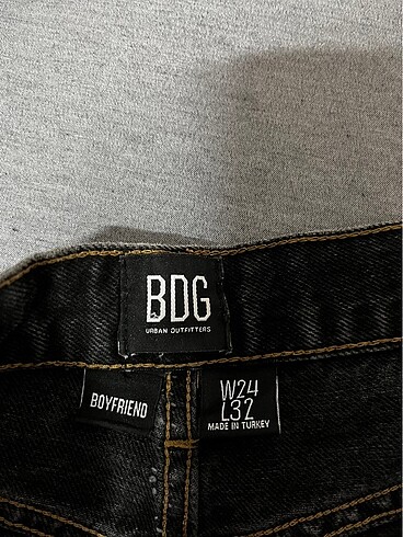 34 Beden Urban Outfitters Boyfriend Jean