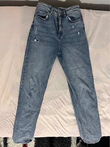 H&M Mom Jean