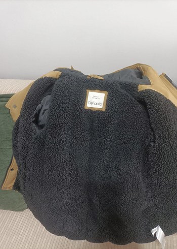 Bej erkek çocuk montu - Görsel 3