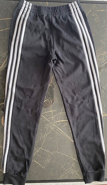 11-12 Yaş Beden Adidas Essentials 3 Stripe Eşofman Altı