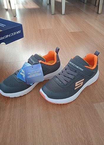 32 Beden gri Renk Skechers Erkek Çocuk Spor Ayakkabı
