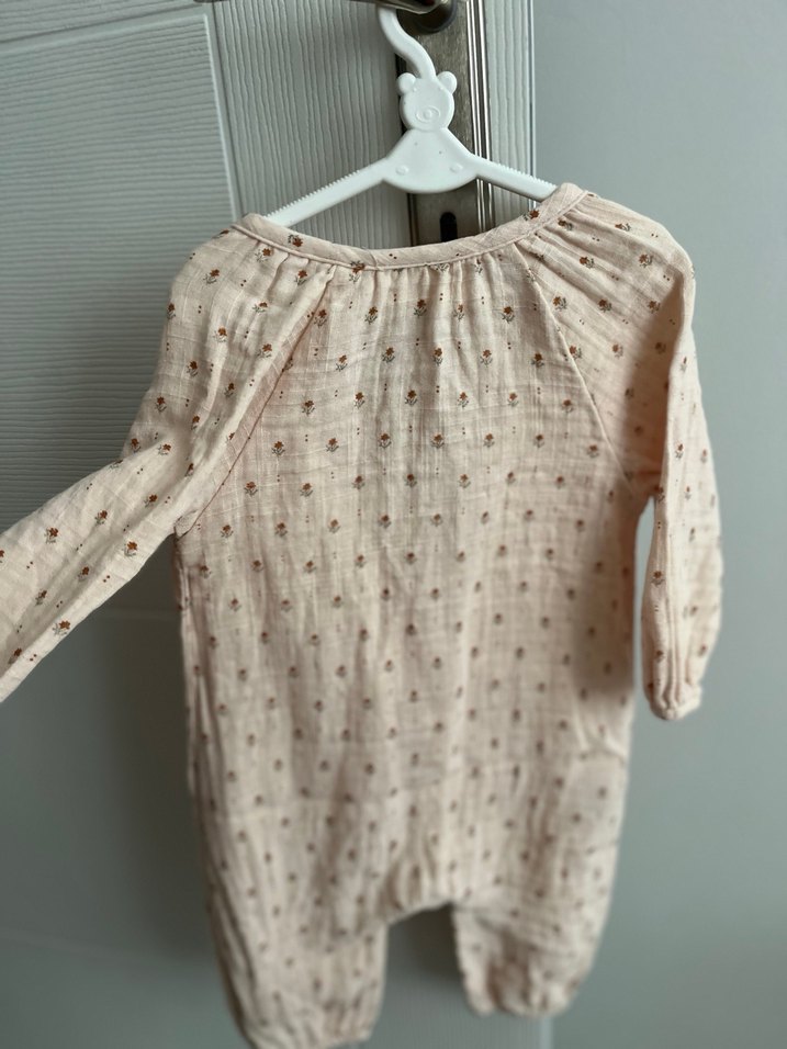 Düğmeli Bej Baskılı Bebek Kız Tulum - Görsel 3