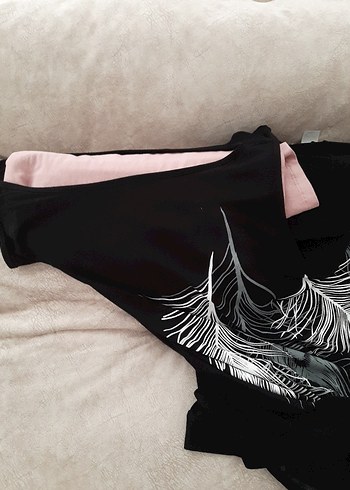 Siyah Baskılı kol yırtmaçlı bluz - Görsel 2