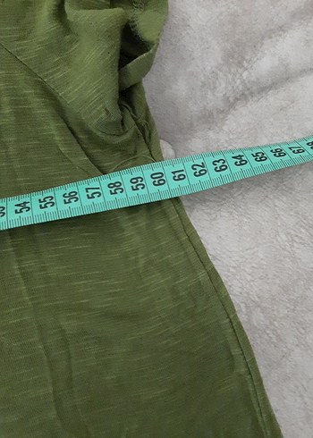 V Yaka Düğmeli Haki Kadın Tunik - Görsel 6