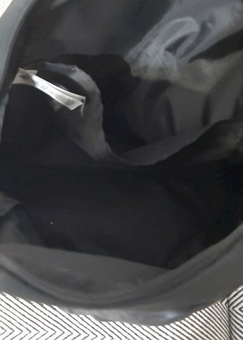 Adidas Siyah Bantlı Erkek Sırt Çantası - Görsel 3