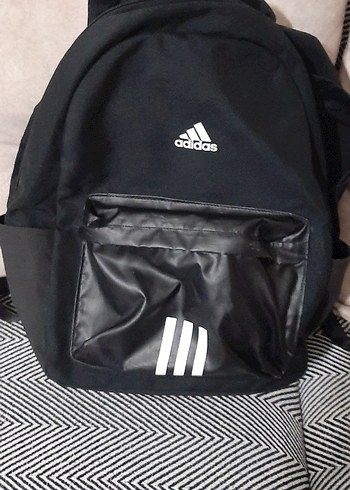 Adidas Siyah Bantlı Erkek Sırt Çantası - Görsel 2